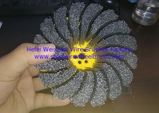 China Diamond Abrasive Disc CNC Deburring Brushes Turbine Style For Deburring Auto Parts supplier
