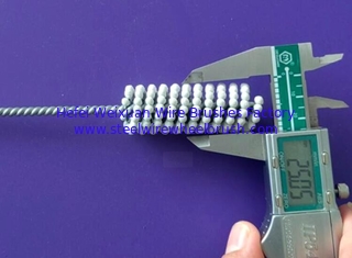 China Custom 25mm Aluminum Oxide Flexible Cylinder Honing Tool Brush for Surface Finishing supplier