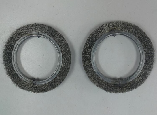 China 106mm Stainless Steel Wire Ring Brushes with Keyseat for Industrial Deburring supplier