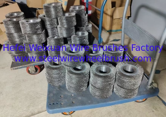 Stainless Steel Corrugated Industrial Steel Wire Roller Brush for Cleaning Metal Parts supplier