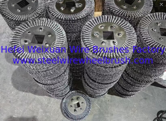 Heavy Duty Twisted 18 Inch Knotted Wire Wheel Brush Roller For Rust Removal supplier