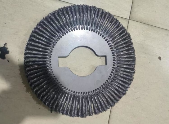 80 Knot Cutback Brush 350mm OD Large Twisted Knot Wire Brush Wheel supplier
